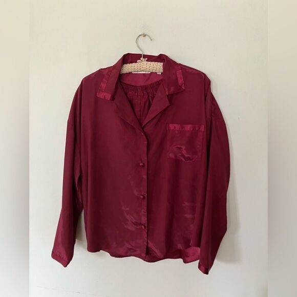 Vintage Victoria’s Secret maroon pajama set | button down top and shorts | LG - Picture 1 of 8